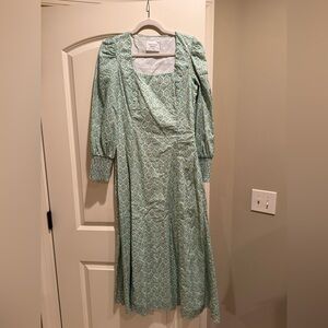 Elegant Mint Long Sleeve Dress